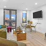 21 Two Bedroom- With Secure Parking And Free Onsite Gym Daire