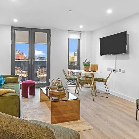 21 Two Bedroom- With Secure Parking And Free Onsite Gym Apartmán
