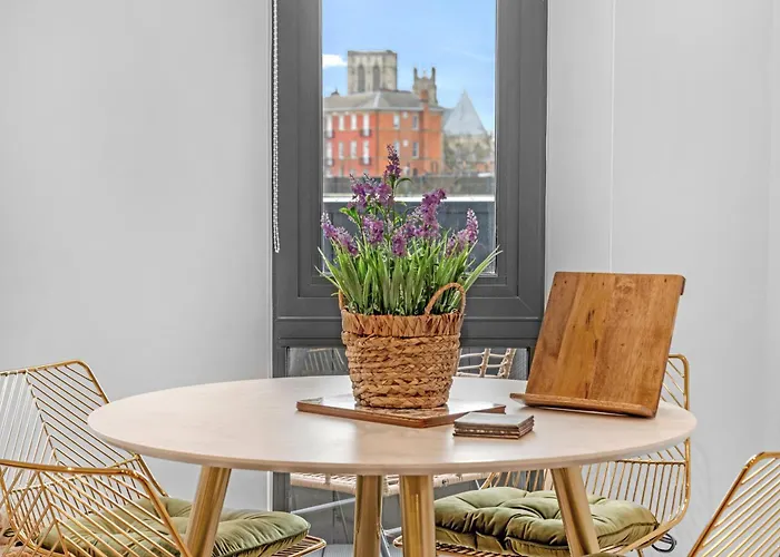 Apartamento 21 Two Bedroom- With Secure Parking And Free Onsite Gym York