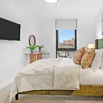 Apartamento 21 Two Bedroom- With Secure Parking And Free Onsite Gym *