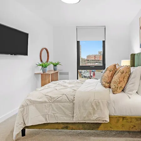 Διαμέρισμα 21 Two Bedroom- With Secure Parking And Free Onsite Gym *